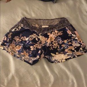 Maternity Shorts - floral - Jessica Simpson